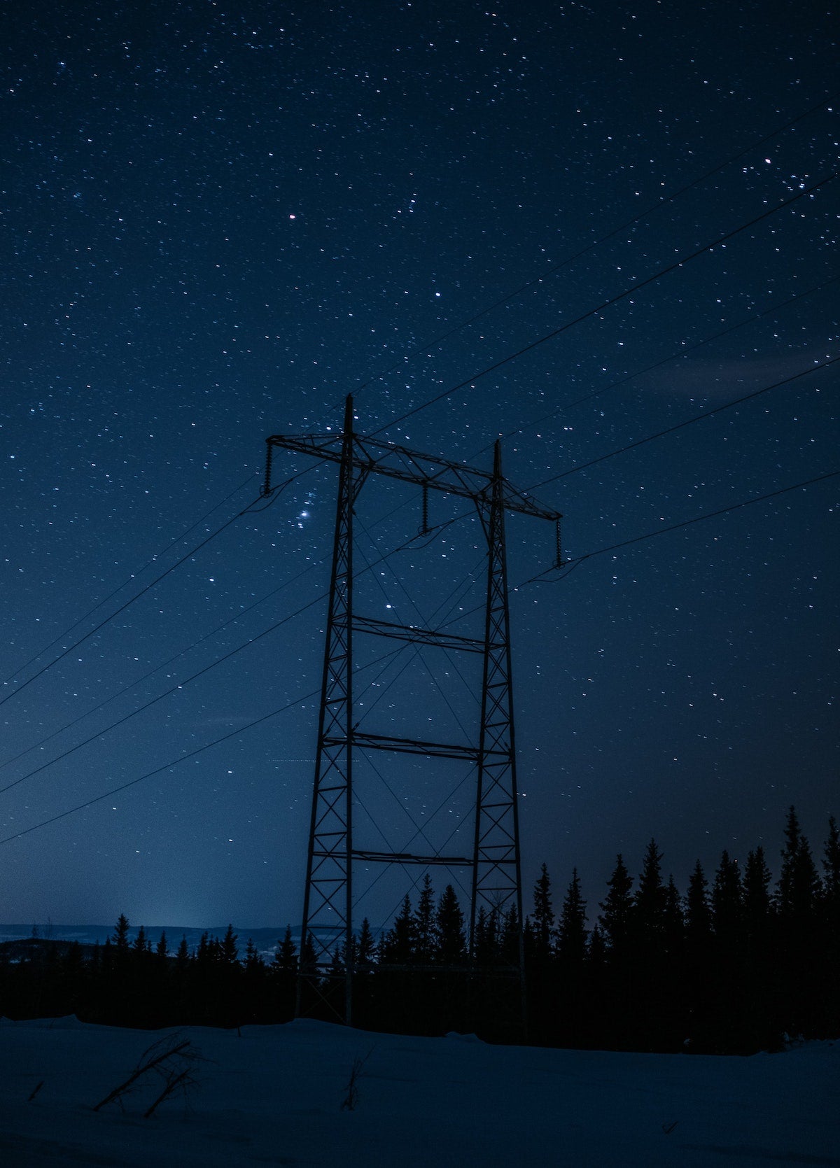 Vad ska man ha hemma vid strömavbrott?