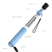 En uppsättning beredskapsprodukter, med en svart "bered" låda och olika verktyg, radio och ficklampa, visas på en ljus bakgrund.