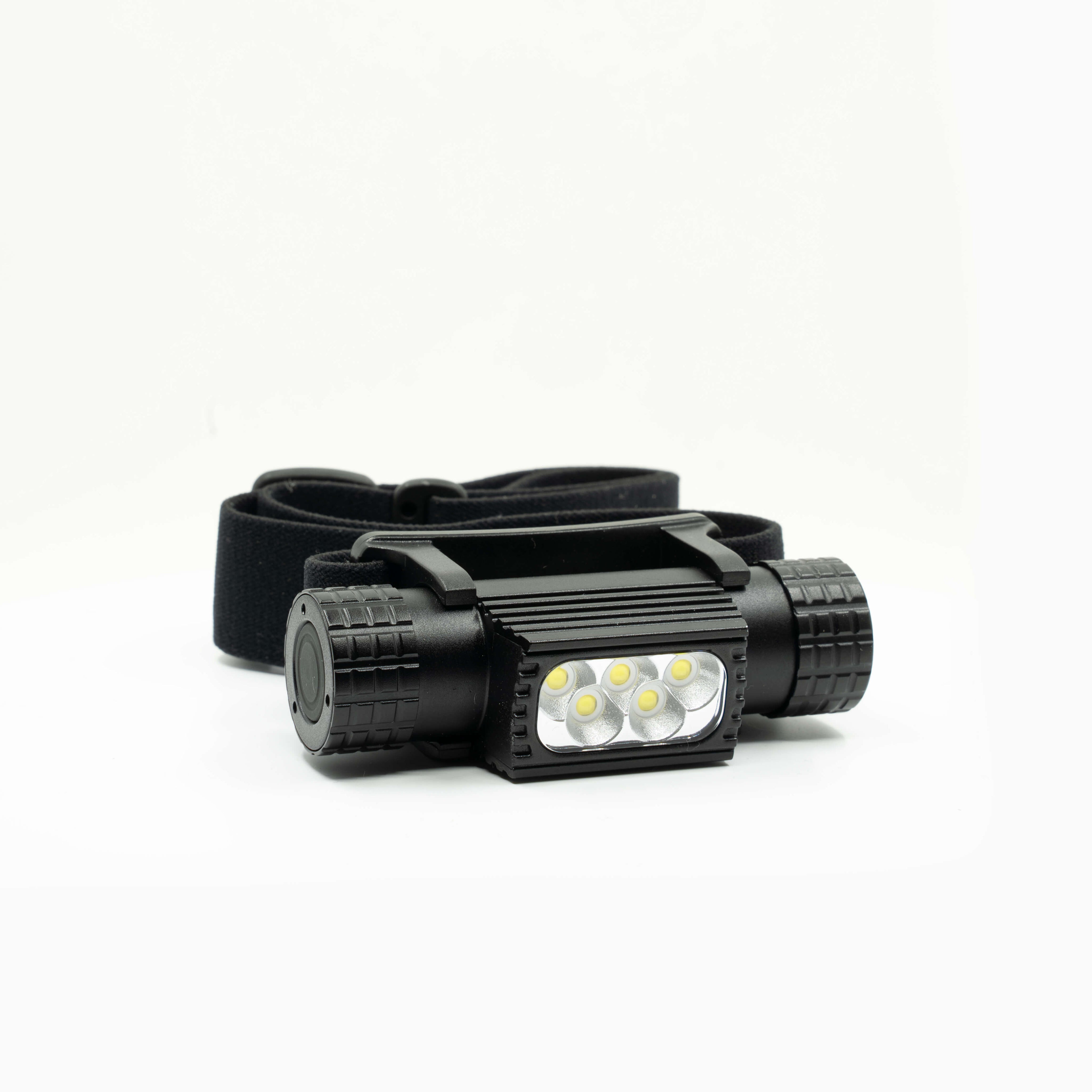 LED-otsalamppu, jossa on 2000 mAH ladattava akku